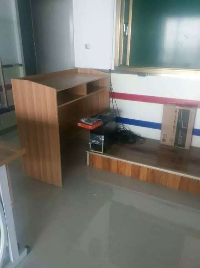 講桌講臺